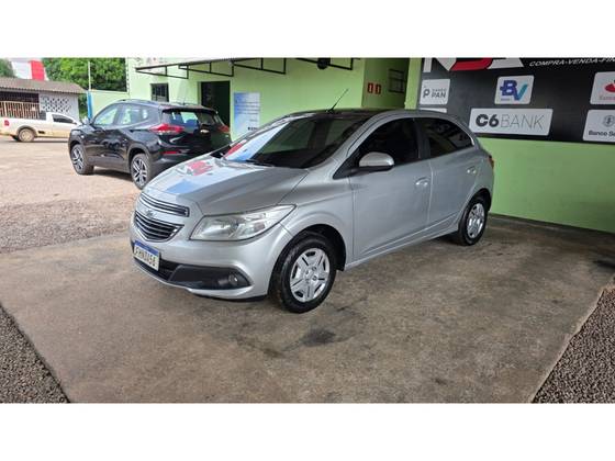 CHEVROLET ONIX 1.0 MPFI LT 8V FLEX 4P MANUAL